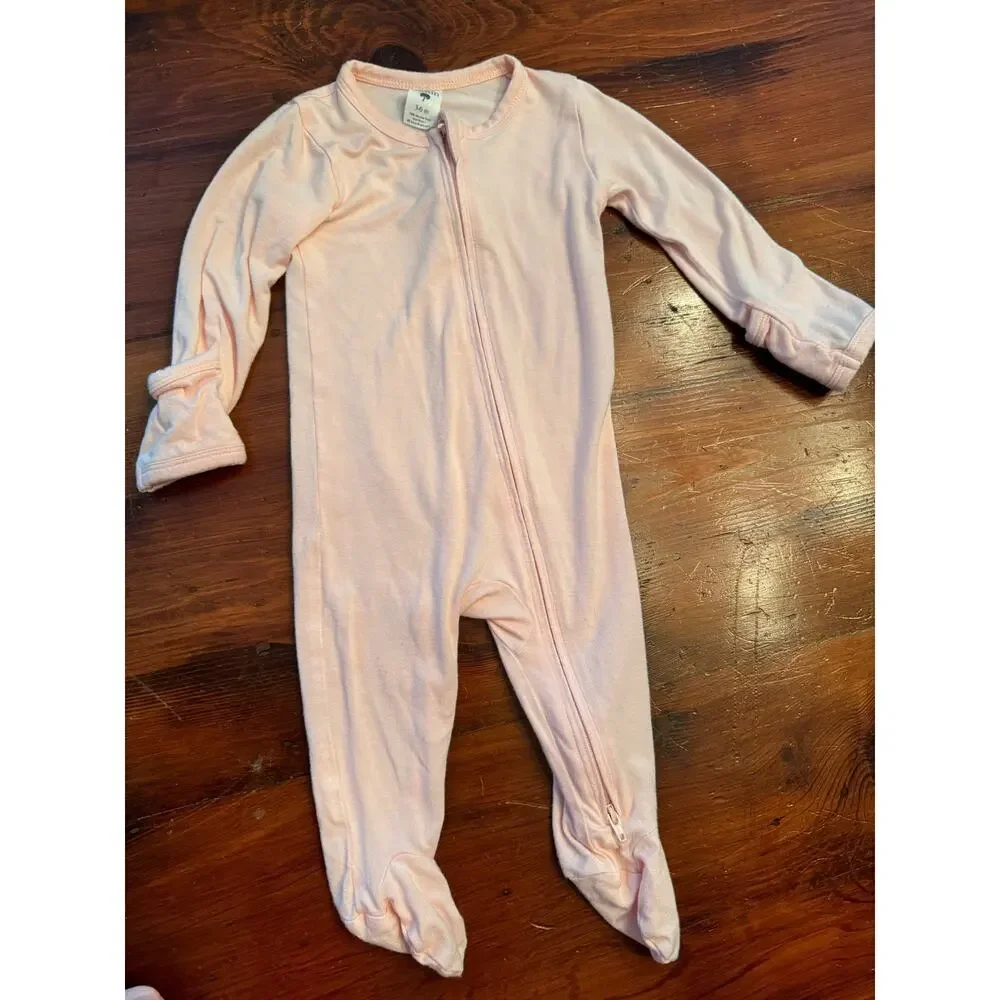 Kate Quinn light pink bamboo footed one piece zipper size 3-6 months